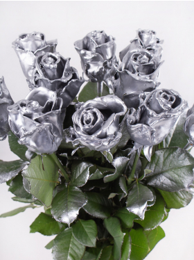 10 silver-coloured wax roses