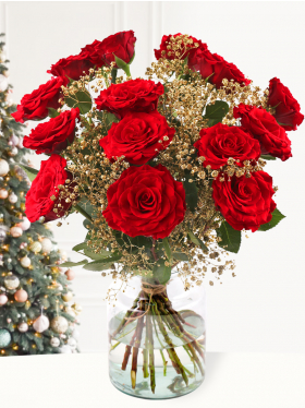 Red Christmas bouquet with gold gypsophila