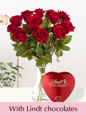 Red roses for Valentine's Day with Lindt chocolates